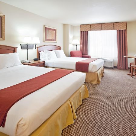 Holiday Inn Express Hotel & Suites Cedar City By Ihg Pokoj fotografie