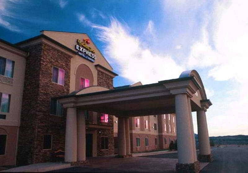 Holiday Inn Express Hotel & Suites Cedar City By Ihg Exteriér fotografie