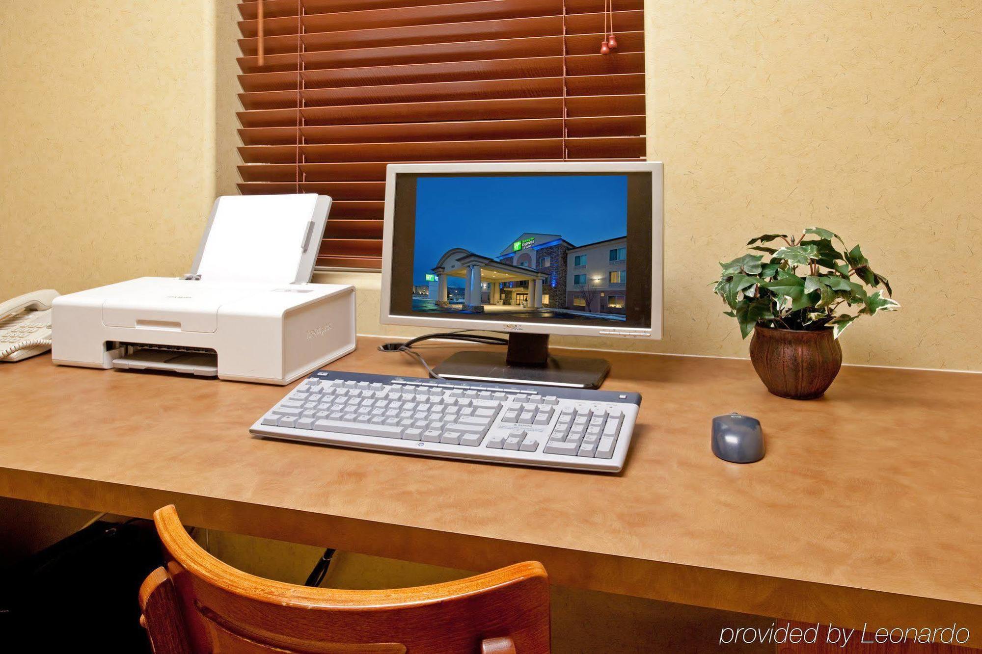 Holiday Inn Express Hotel & Suites Cedar City By Ihg Exteriér fotografie